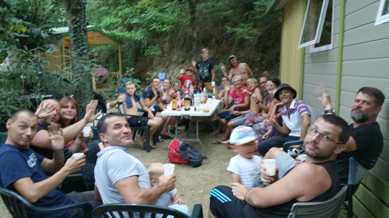 Camping Les Sources Saint-Jean-du-Gard Dış mekan fotoğraf